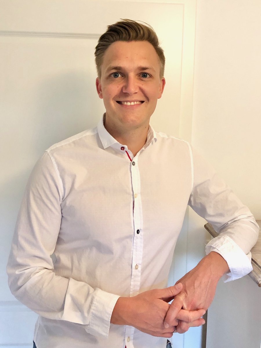 Wohoo, Donnerstag, ein neuer Newsletter-Tag! In der heutigen Ausgabe bitly.ws/sESt:
- <a href="/rki_de/">Robert Koch-Institut</a>: Suchmaschine für #Metadaten
- UK plant digitale Gesundheits- &amp; Sozialfürsorge neu
- Ärzt:innen haben Schlüsselrolle bei #DiGA
- <a href="/Ni_Kahl/">Nicolas Kahl</a> im #interview 
- und mehr...