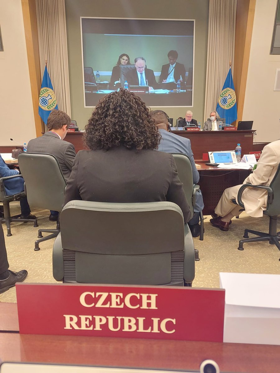 CZinTheHague's tweet photo. Strong EU voice on Ukraine, Syria and other important files discussed at the #EC100 OPCW. Together with other like-minded countries, we expressed our solidarity with UA and rejected unacceptable RU language at the meeting. @EU2022_CZ https://t.co/GoA4ygwElG