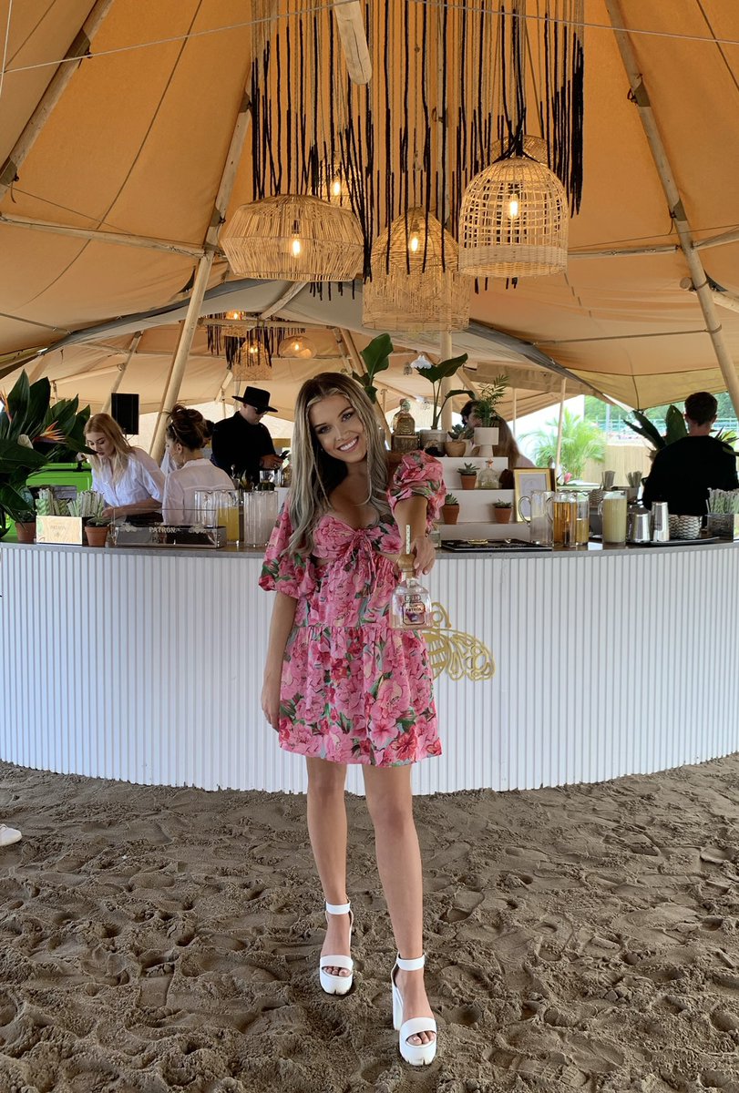 kaley_langille's tweet photo. #PlayaPatron is a luxurious Tulum-inspired brunch experience right in Toronto! ๐
Featuring a DELICIOUS 3 course menu curated by famed Tulum chef Cesar Castaneda that will blow your socks right off ๐
Available this weekend only until July 10! Highly recommend #Toronto #tulum https://t.co/oKJ9ZSlEYh