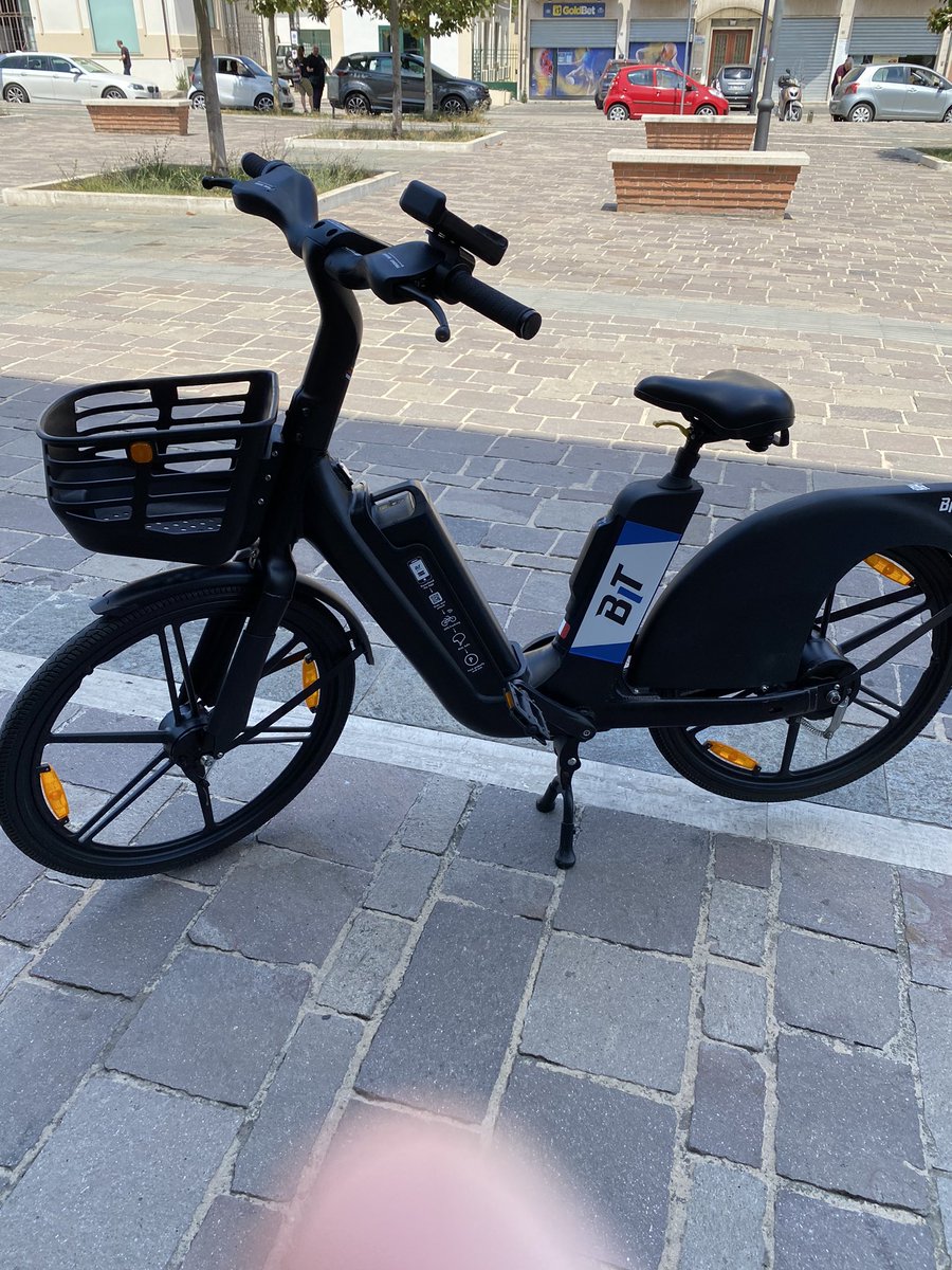ASciullo's tweet photo. Io uso #Bitmobility
#Pescara #Montesilvano #Francavilla https://t.co/P1kYrIoBwa