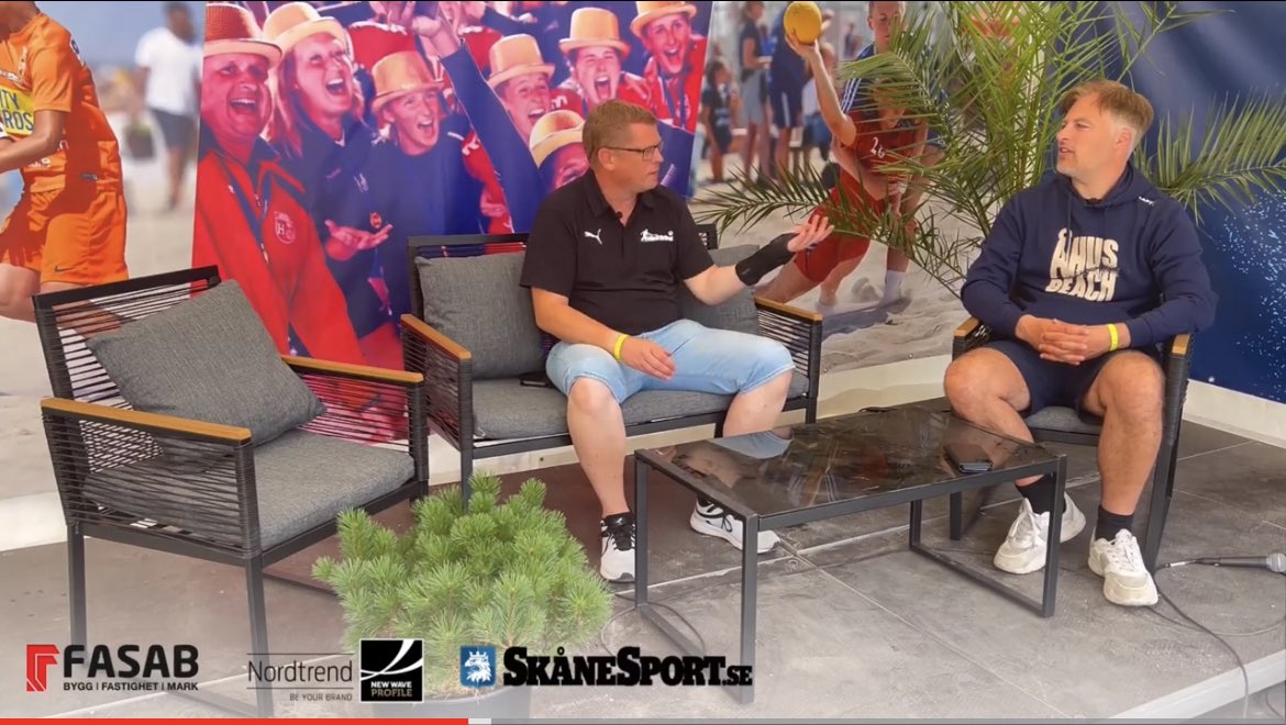 Micke Dahl från Skånes Fotbollförbund är även speaker på MFF:s hemmamatcher på Eleda Stadion. Hur uttalar man MFF-stjärnornas namn egentligen…?
📺
youtu.be/K1auP5Xc7ZI