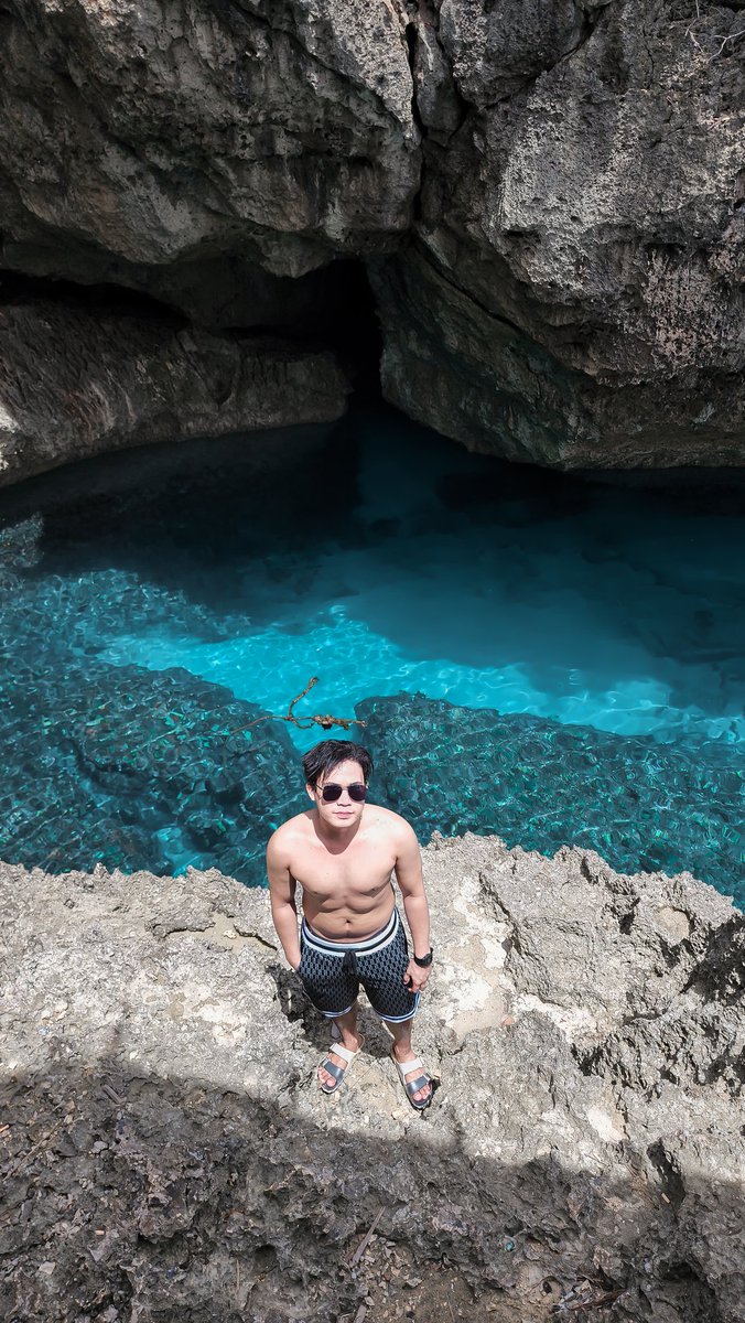 LeoJrAurelio's tweet photo. Carabao Island, Romblon💎 https://t.co/dZmrPKVg0v