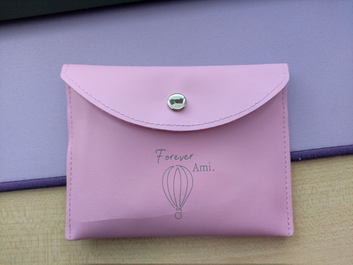 skalli4_4's tweet photo. Die Kette ist heute angekommen! Sie sieht mega aus und jeder einzelne Anhänger ist nochmal einzeln eingepackt! Vielen vielen Dank nochmal @4everspringday @Foreveramishop 💜💜💜 https://t.co/Gt06ewm1cp