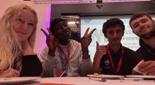 WillAdamsAcad's tweet photo. @WillAdamsME7 at @MYC_MEDWAY  Poverty in action conference #UNICEF #RRSS https://t.co/z7agcW96os