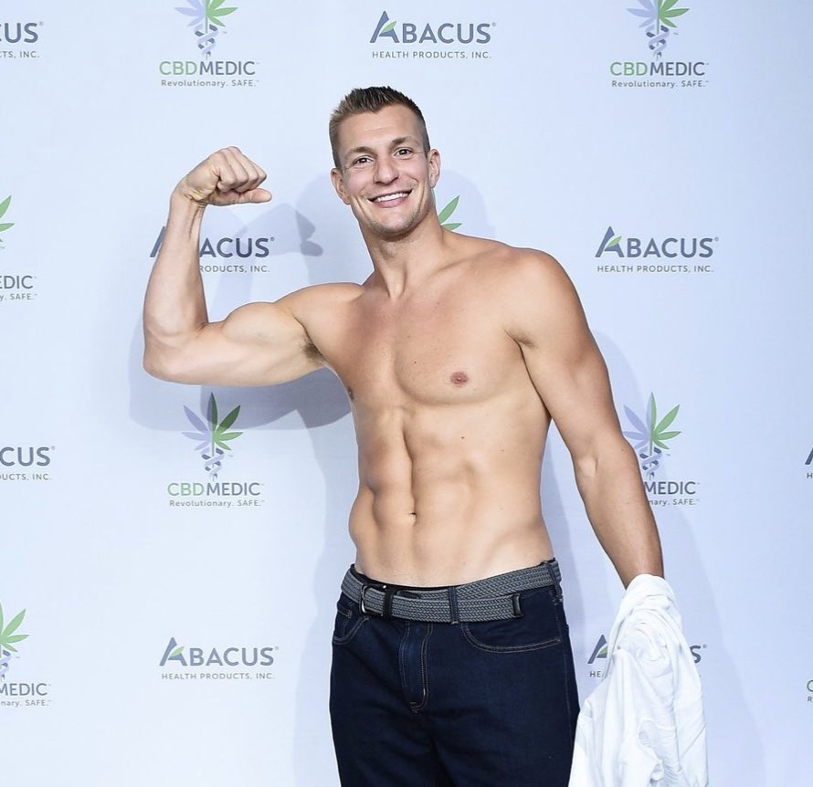 FantasyGoblin99's tweet photo. Friend told me it’s insane I took Gronk at 17.6 in #SBF12 Chicago league 2.  League 1 took him at 16.9 and League 3 took him at 17.5. For me, I punted on TE and thus drafted a lottery ticket/miracle possibility over a 2 point bum.  #fantasyfootball #gronk #robgronkowski #draft https://t.co/mgcxMK1yAI