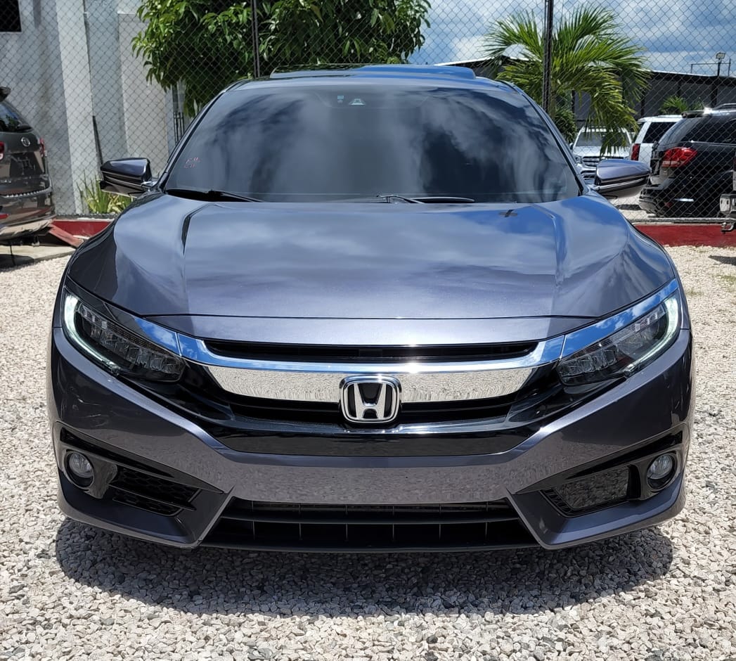 maximo_ing's tweet photo. Honda Civic 2017 TOURING https://t.co/k9qCnPsTpU