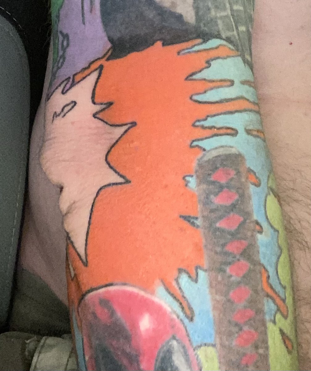 ATBasto's tweet photo. nichts für jederman aber ich feiere es. mit orange ist die letzte background farbe drin und rechter arm ist done. https://t.co/q2WbmdpHHs