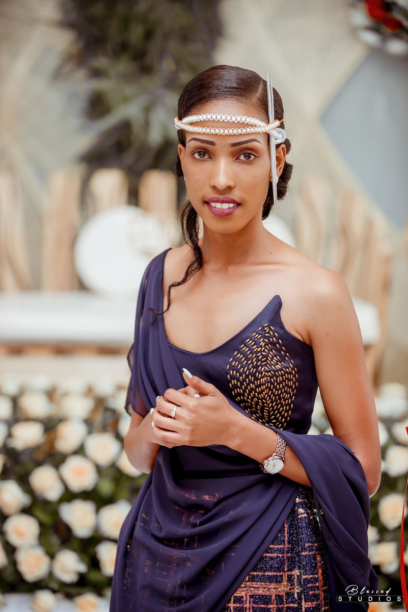 studios_blessed's tweet photo. #Bride
📸: @studios_blessed 
We serve with Integrity
DM for Bookings or Call +250786005421. https://t.co/HhwMxYJKh4