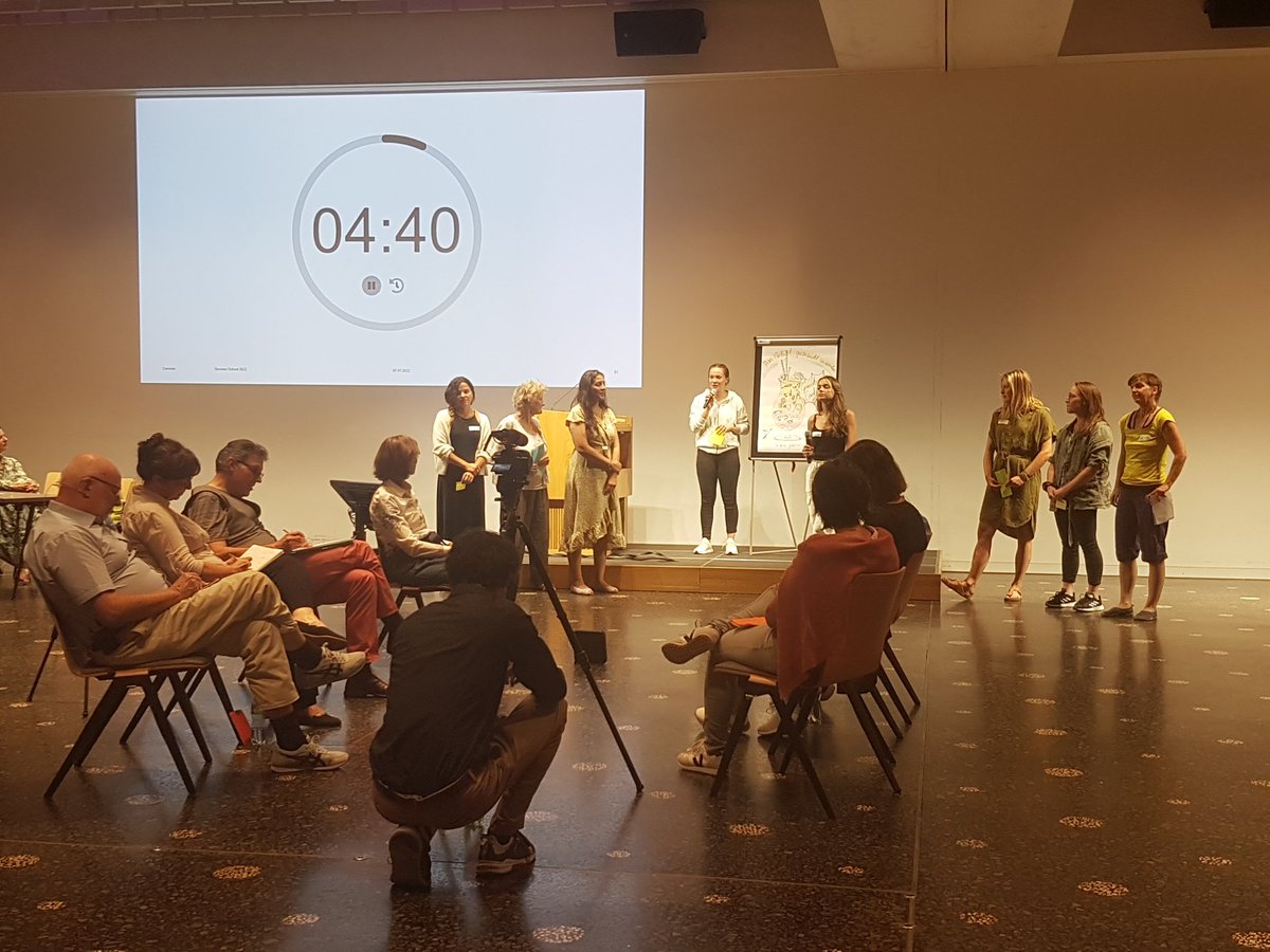 Thrilled to listen to the #interprofessional pitches presenting ideas for ip projects connecting health and social care professions. Great collaboration between students and senior citizens at #careumsummerschool. <a href="/BritaWirth/">Alexandra Wirth</a> @CareumCH @SpycherStefan