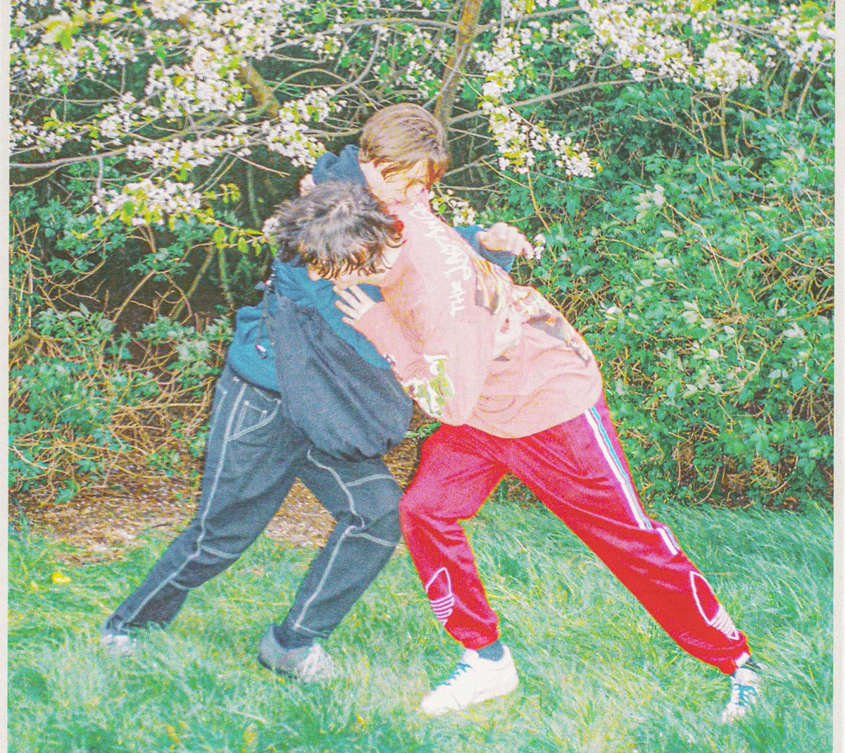 London duo Glows convert fatigue into strength on the nocturnal "Chaser"

Listen: bit.ly/3RgAW6N

<a href="/glowsmusic/">Glows</a>'s debut mixtape will be out in September on <a href="/SlowDanceRecs/">Slow Dance</a>