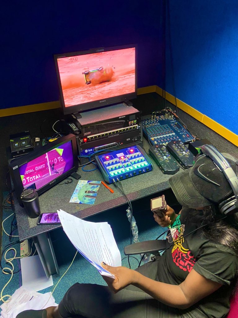 OfficialSuo's tweet image. Women at work 🗣⚽️🎙 

Cos if it’s not fun (Atleast small)? Why do am at all? 😉

@SuperSportTV 

#PidginCommentator
#EnergyChief
#WAFCON2022  
#NGARSA 
#Kpoko💛