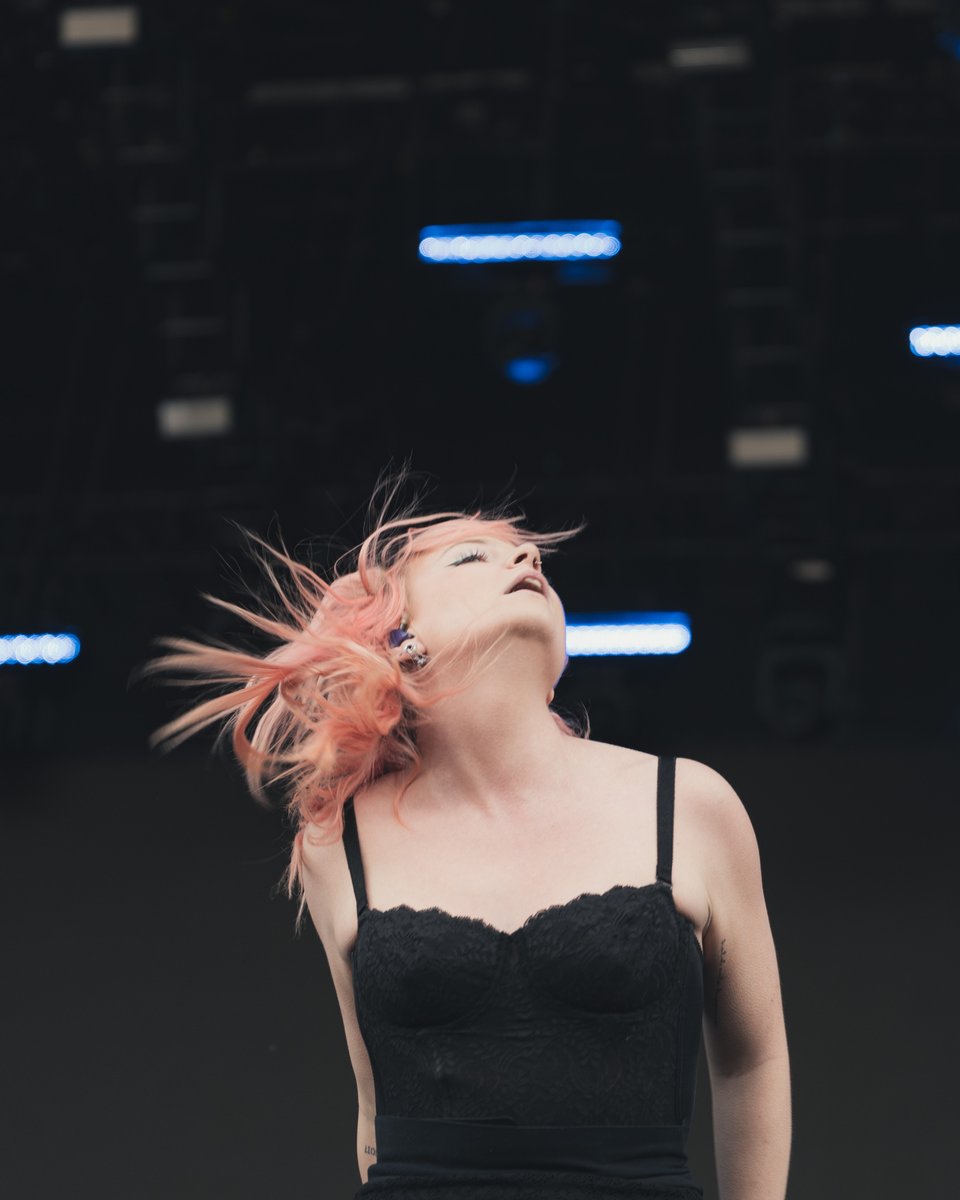 philthanoize's tweet photo. Bon festival guys! Day One

@FestivalEteQc @99scenes @Charlottecardin @jessiamusic @lennonstella https://t.co/US7Vt9WtqD