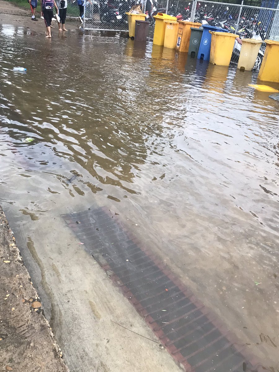 ttajdt2's tweet photo. #ธพ แล้วฉันต้องไปไหน😭 https://t.co/N4VUsVijQY