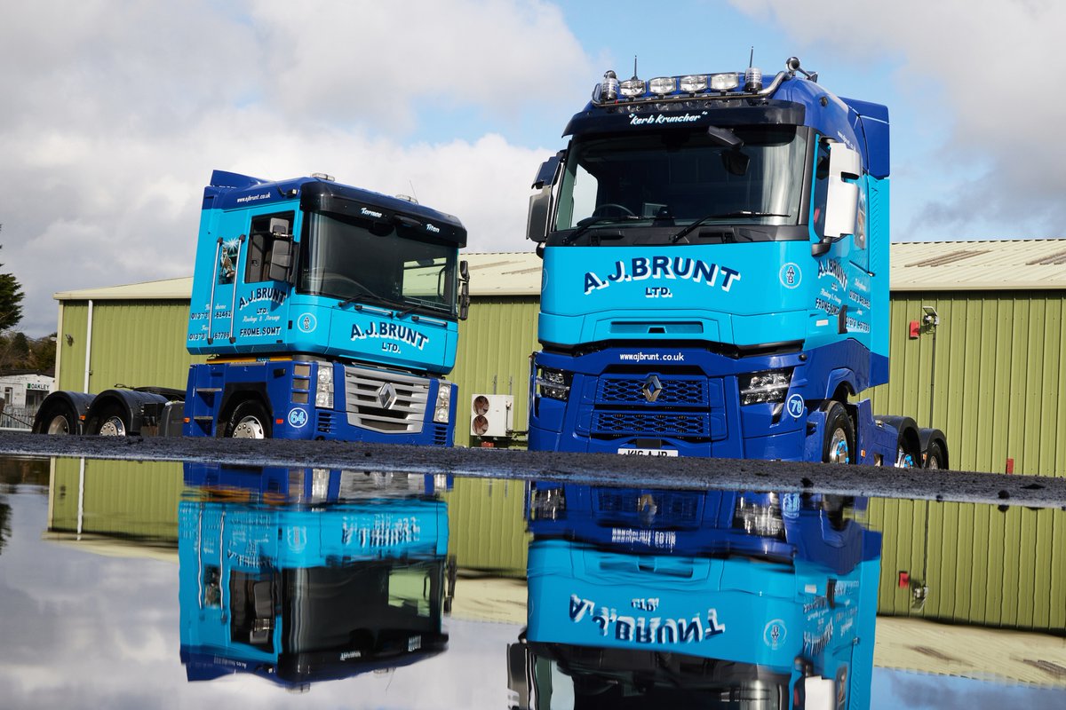 RenaultTrucksUK's tweet photo. "The Magnum has been an excellent truck, and we have had good service from the other Renault's we have operated in the past."
AJ Brunt Ltd. spoke with @truckingmag in their latest issue on how they're operating with the Magnum, & Range T High.
#ProudProfessional #RenaultTrucks https://t.co/LaAIUWzhLZ