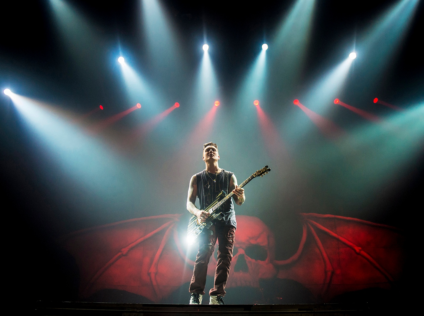   Happy birthday, Synyster Gates!

What\s the best time you\ve seen Avenged Sevenfold live? : Neil Lupin 