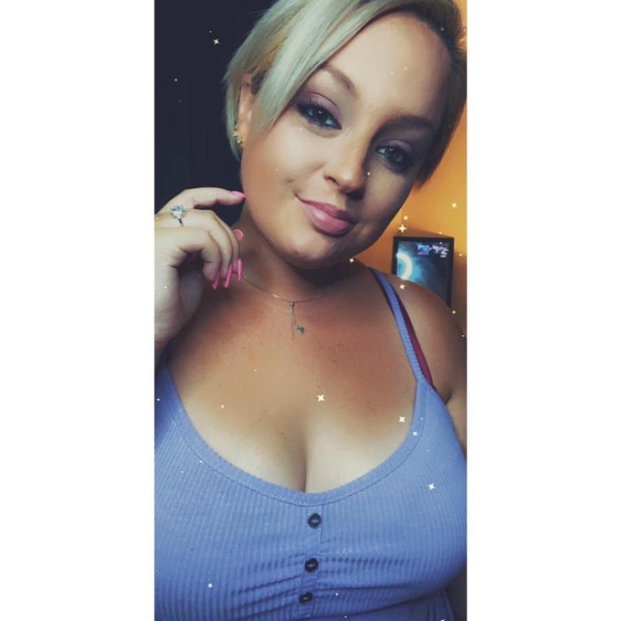 The difference 2 years can make, man I was so happier back then. https://t.co/dXpnw9CHEM