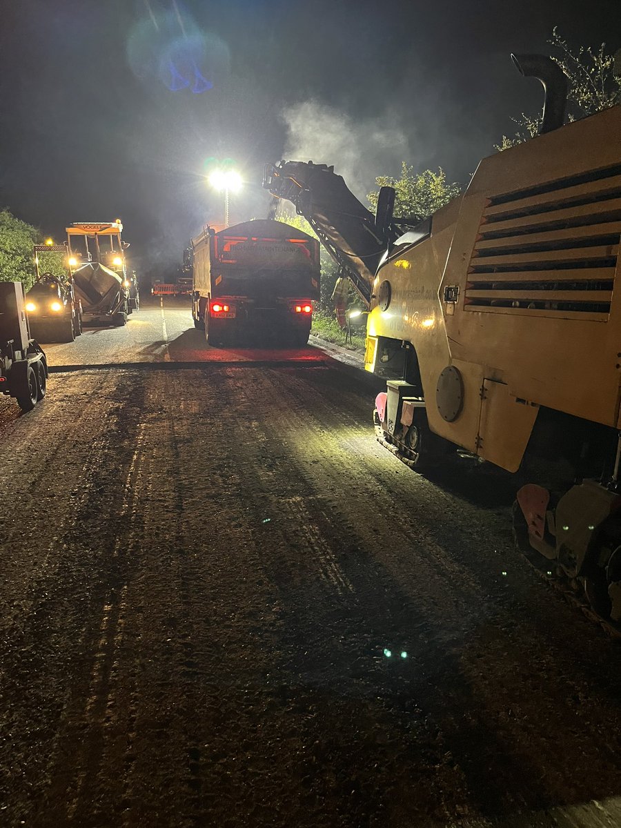 NRAsphalt's tweet photo. Night works completed by the machine crew 👍🏻👍🏻 https://t.co/0mnZD0PjAX