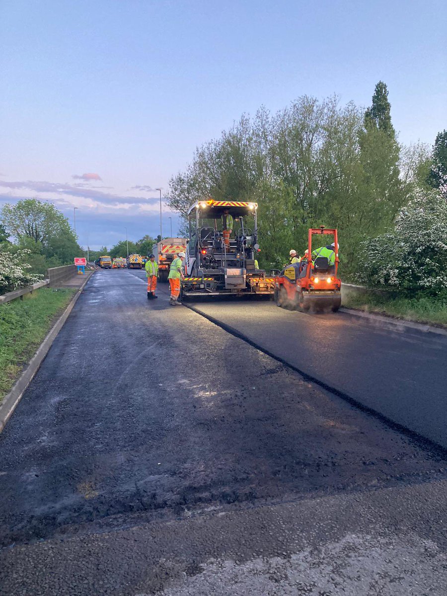 NRAsphalt's tweet photo. Night works completed by the machine crew 👍🏻👍🏻 https://t.co/0mnZD0PjAX