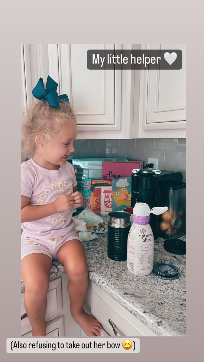 mjustice_'s tweet photo. My favorite kind of mornings 💜 #blessed https://t.co/MirCDbWHRj