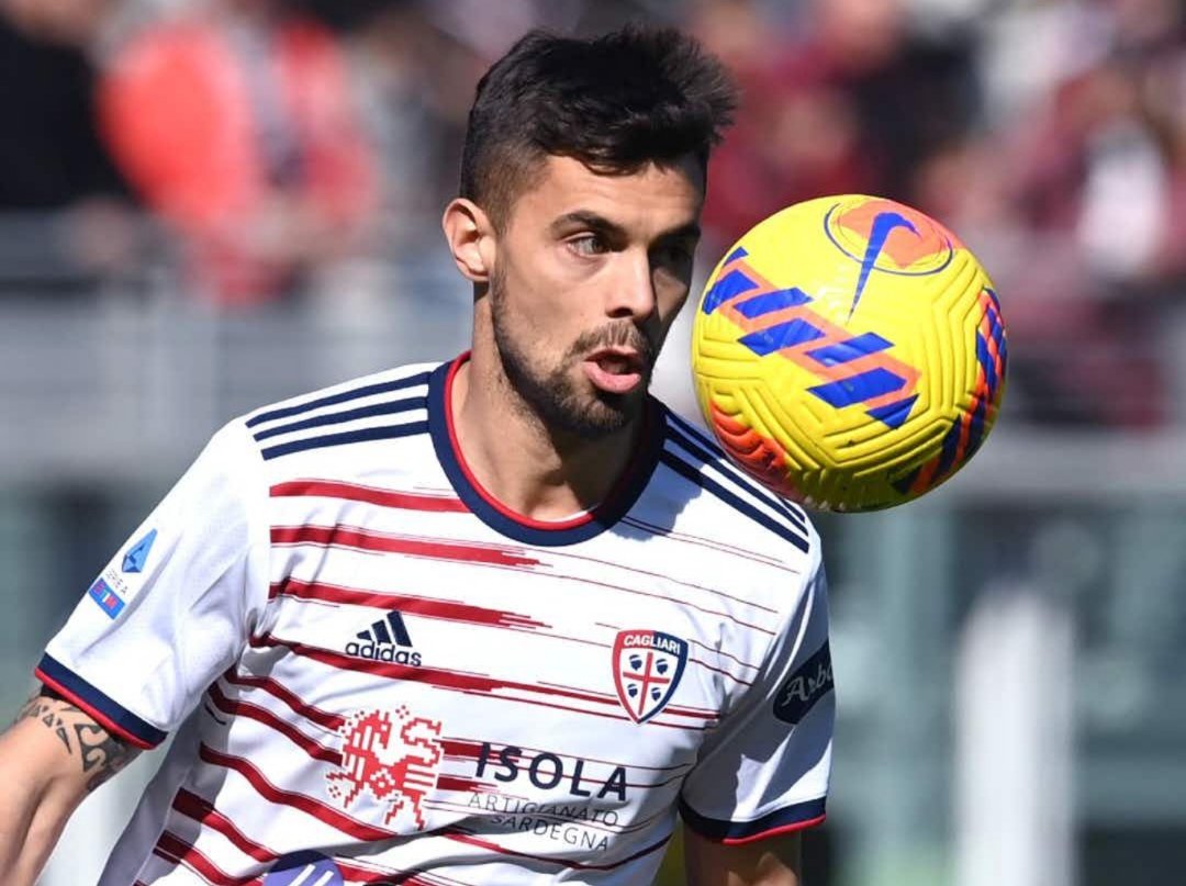 NewsCalcio__'s tweet photo. La #Sampdoria è interessata ad #AlbertoGrassi del #Parma. Il centrocampista in uscita dal #Parma dopo la scorsa stagione in prestito al #Cagliari. Sul calciatore c'è anche l'interesse del #Torino. https://t.co/k7y7tcOYen