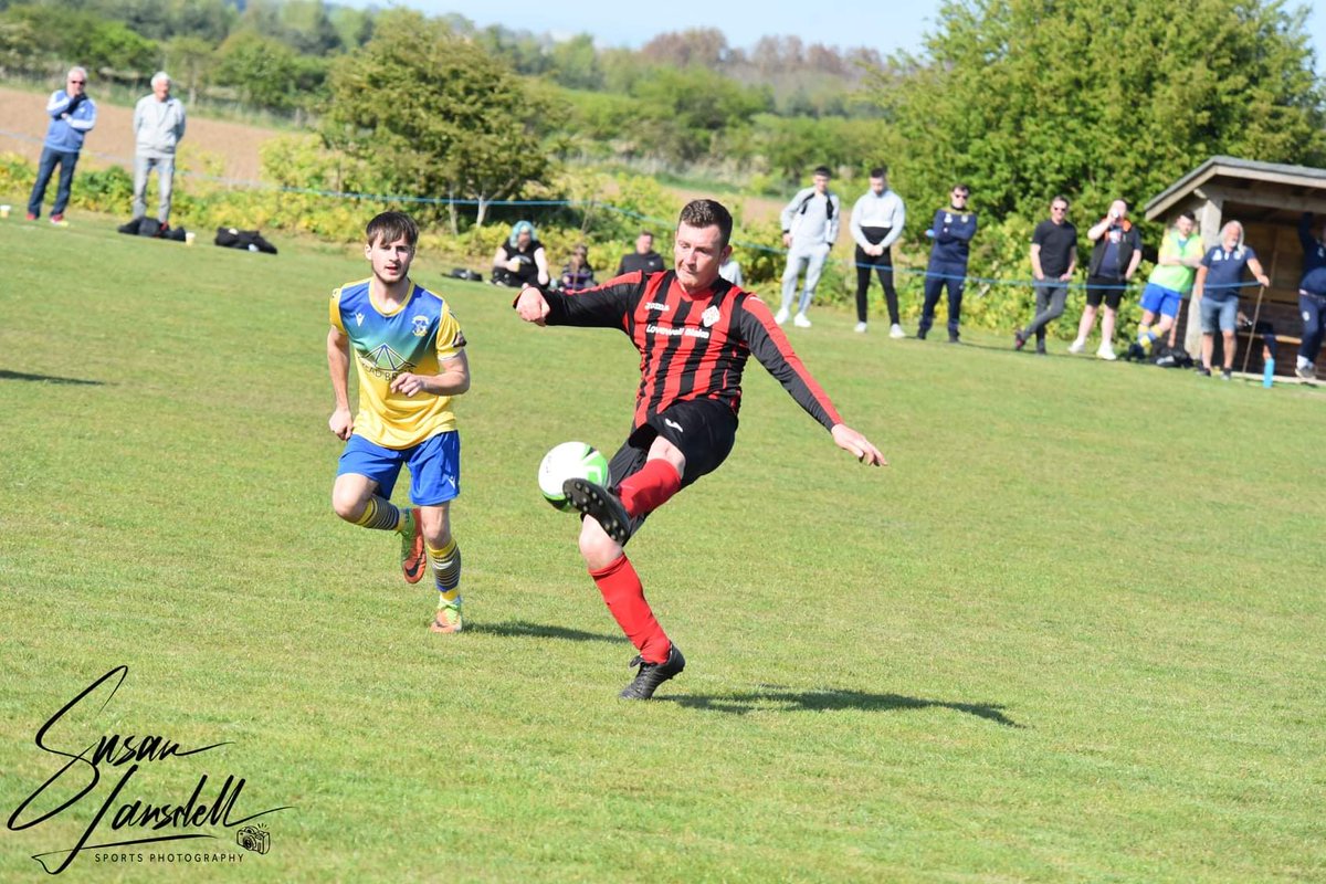 AC_Mill_Lane's tweet photo. 📝 SECURED 📝

He’s back! Harry Norman has our pen to paper and committed to AC for another year! An incredibly talented player who gets everywhere on the pitch he is a huge player to keep for 22/23 https://t.co/7hyRWuJZ66