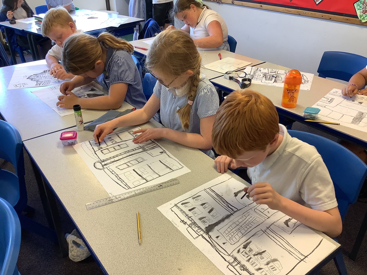y3Torrisholme's tweet photo. @y3Torrisholme are refining their artistic skills, applying charcoal to their Midland Hotel designs they drew whilst visiting on Thursday @MorecambeProm @MorecambeBayUK How lucky are @TorrisholmeCPS to live close to the beach and enjoy the beautiful surroundings! https://t.co/wB2GVHPFzN