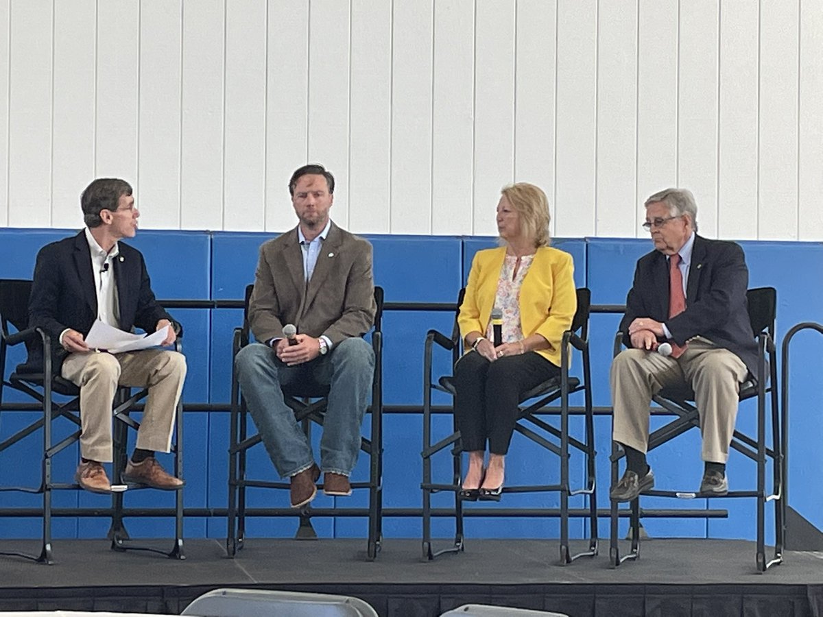 Hearing a great legislative update this morning at <a href="/SGFChamber/">SGF Mo. Chamber</a> Good Morning Springfield. Thanks to all for the good work!