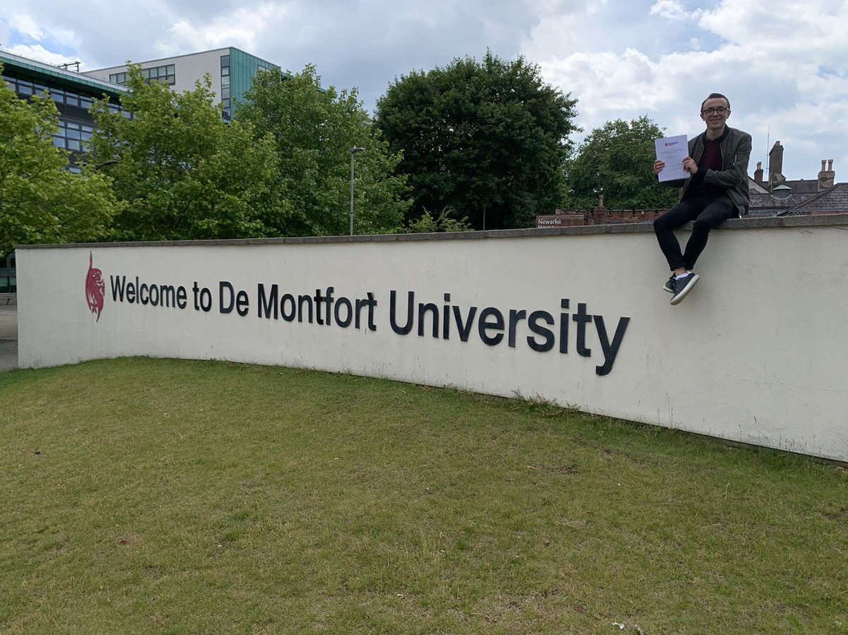 tomcarterjourno's tweet photo. So pleased to announce that I will be graduating with a First Class degree in Journalism🥳

Thank you to all of the friends, staff and colleagues that made this possible!🧡

@dmuleicester | @JournalismDmu https://t.co/uXJXDy8k3L