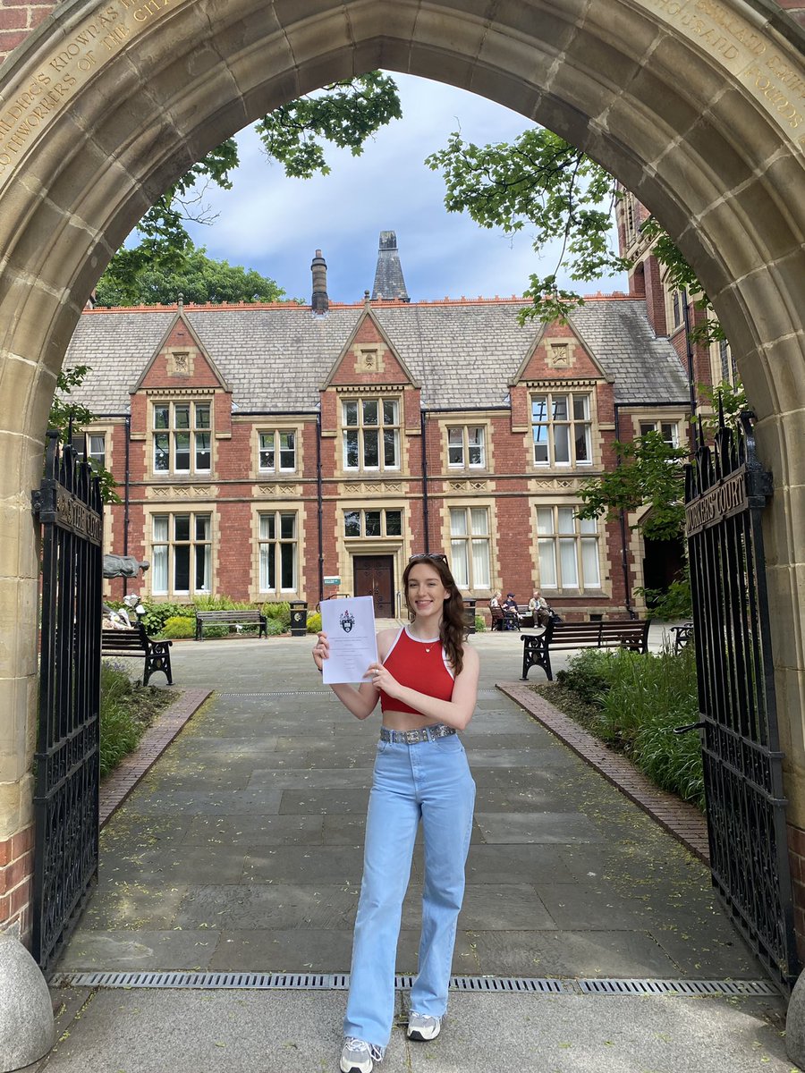 Astrid_MacQ's tweet photo. Very happy to say I will be graduating with a 1st next week in BA Communication and Media! https://t.co/CoSrU0L8bF