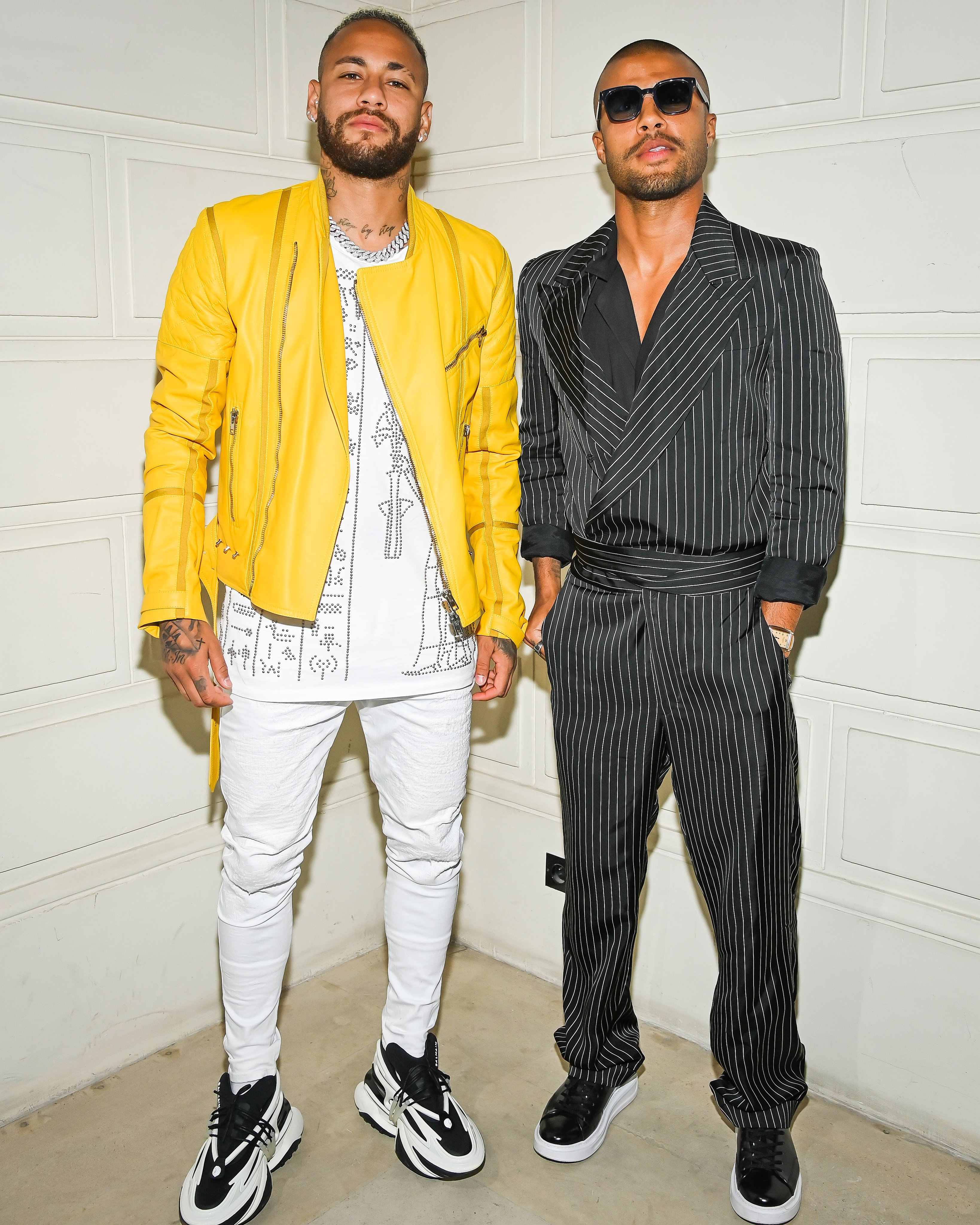 B/R Football on X: Neymar showed up in style to Paris Fashion
