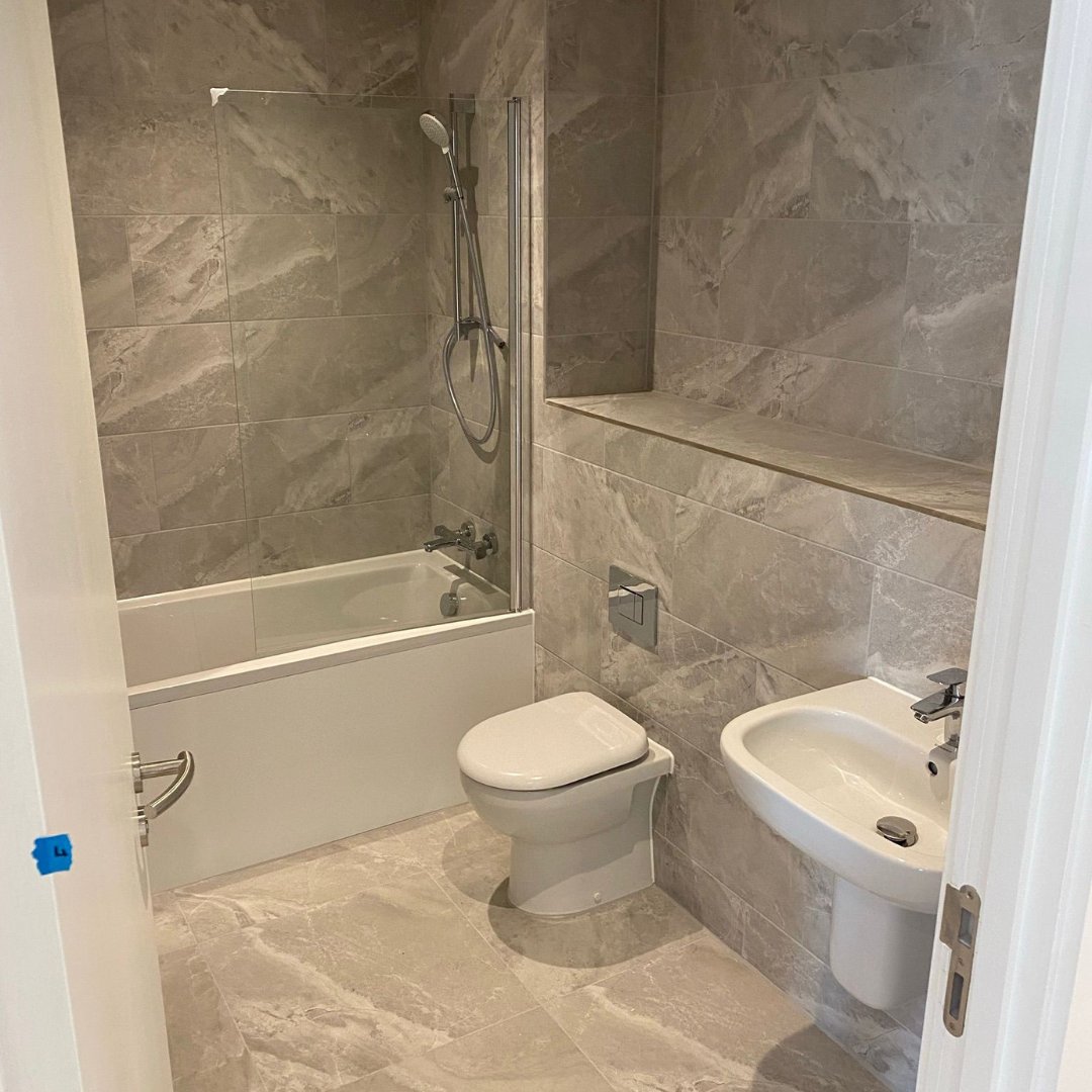 Check out the latest images from The Wharf development in Altrincham. The final finishing touches are currently being made, ready for the new owners to move in. 
We're excited to welcome our residents to their new homes 🏡

#thewharf #altrincham #alty #newhome