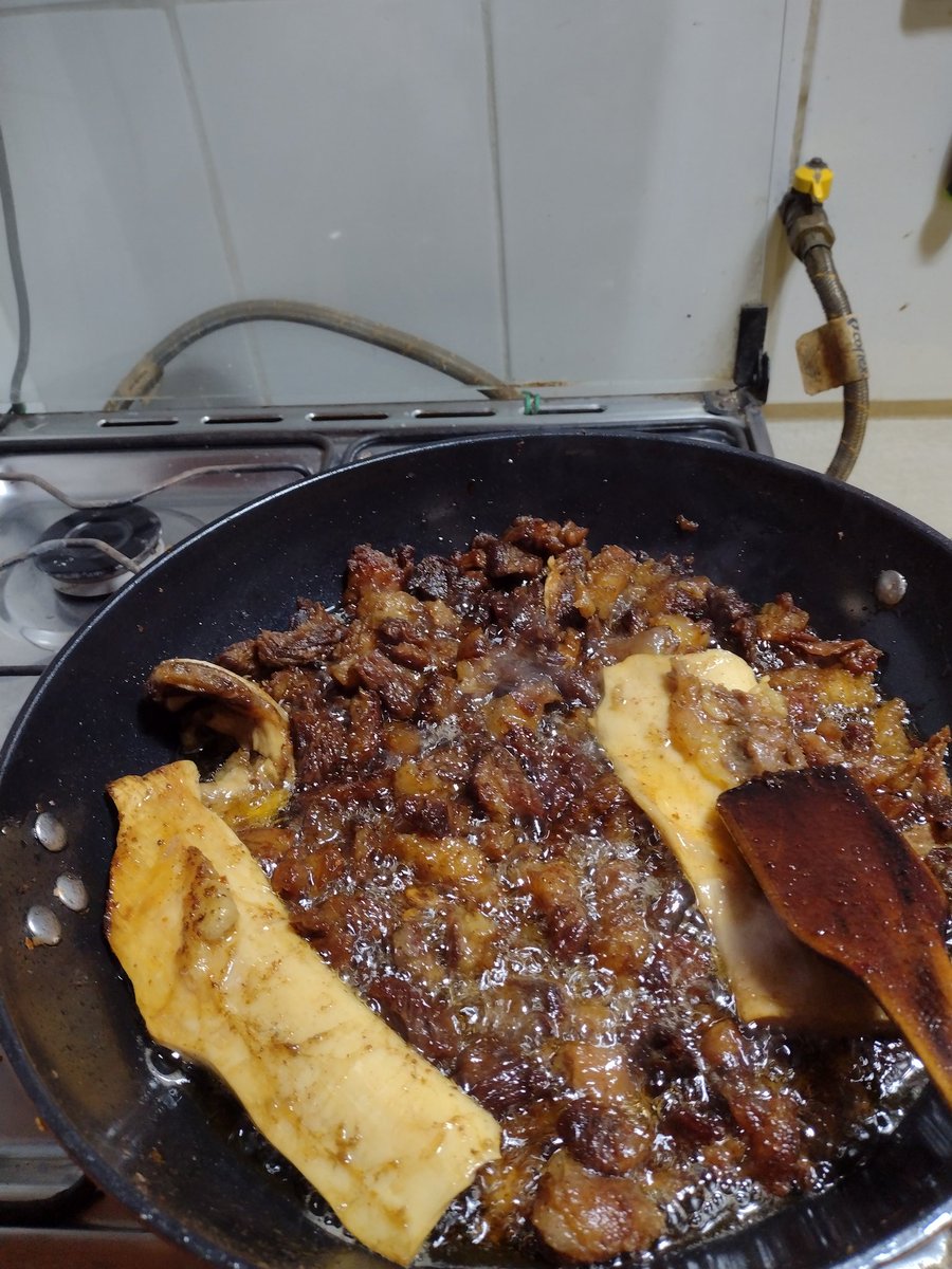 munozd_r's tweet photo. Hayer en casa me antoje, prepare chicharrónes, deliciosos🤗 https://t.co/JwX4WR5rsC
