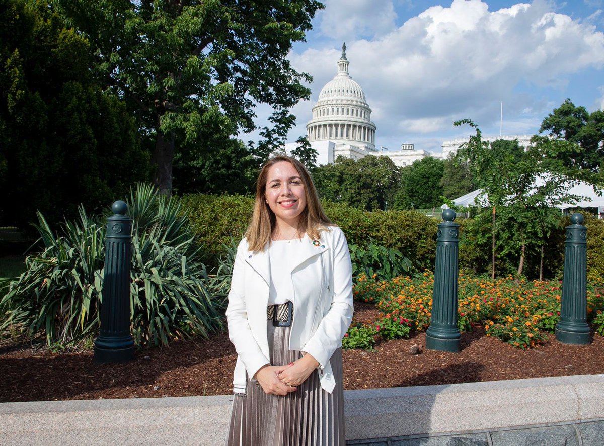 Our chair <a href="/AnaliaPastran/">Analia Pastran</a> from <a href="/SmartlyLive/">InSmartly</a> was present today at the US Congress (<a href="/congressdotgov/">Congressdotgov</a>) introducing the World Urban Campaign and the City We Need Now! during a Special Session of the International Council for Small Business (<a href="/ICSB/">ICSB</a>).