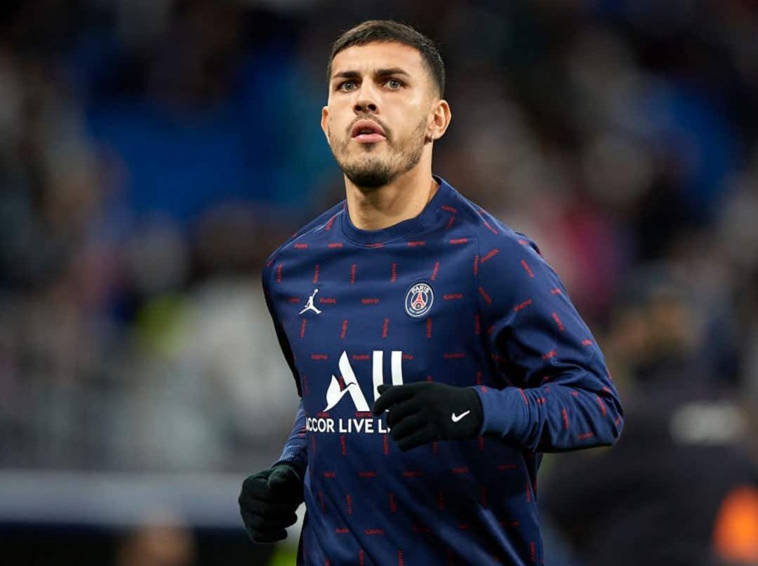 NewsCalcio__'s tweet photo. Possibile scambio tra #Juventus e #PSG. Secondo la Gazzetta dello sport, i bianconeri vorrebbero fare uno scambio con il club francese fra #Paredes e uno tra #Rabiot e #Arthur. https://t.co/p8NHbGrDz8