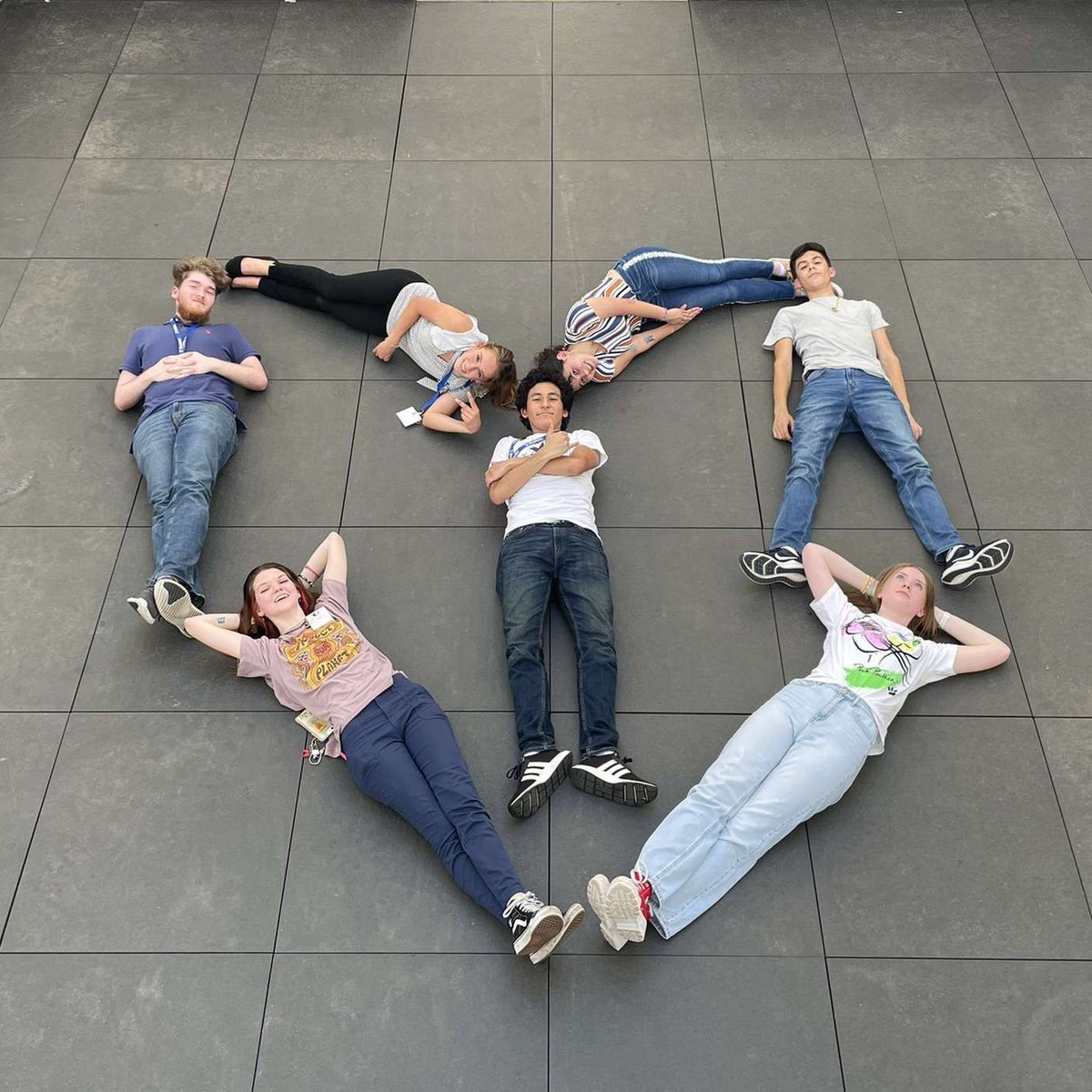 EnvisionByWS's tweet photo. Happy International Peace and Love Day from the Envision by WorldStrides team! π We hope your day is filled with positive energy all throughout! π
πΈ National Youth Leadership Forum: Medicine
#EnvisionExperience #NYLF #Medicine #PeaceandLove https://t.co/RlbRSyUHH4