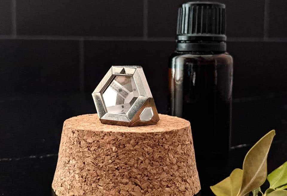 "I feel more comfortable and grounded when I have it on." - Julia R. reviewing the ARK Crystal 

Read more-> ow.ly/4Vty50JQ6sF

#ARKcrystalReviews