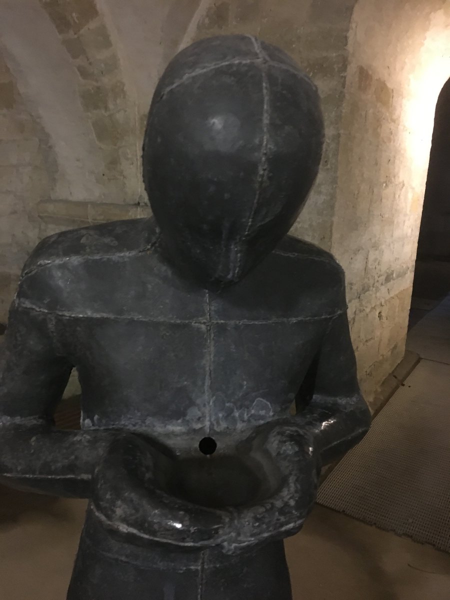 AndreaDumbrell's tweet photo. Wonderful post @RefugeeTales walk visit to @WinCathedral. Really impressed by their staff and volunteers. And the crypts are amazing! #WinchesterCathedral #Gormley #StSwithun #Crypts #RefugeeTales https://t.co/VhV5ZIJdkC