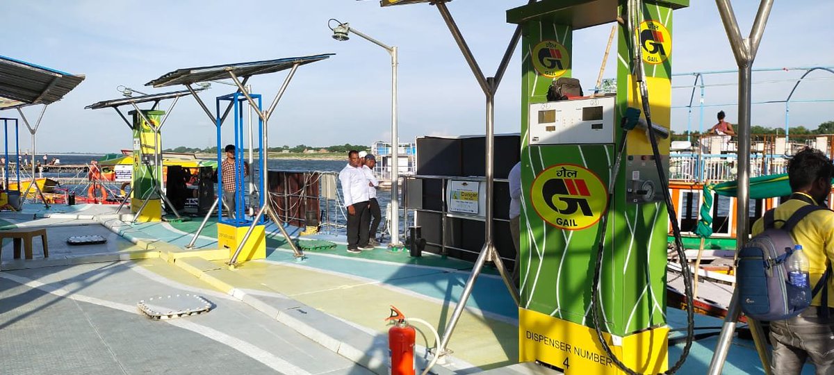 First floating CNG station installed in Varanasi. First-of-its-kind initiative ... - Kannada News