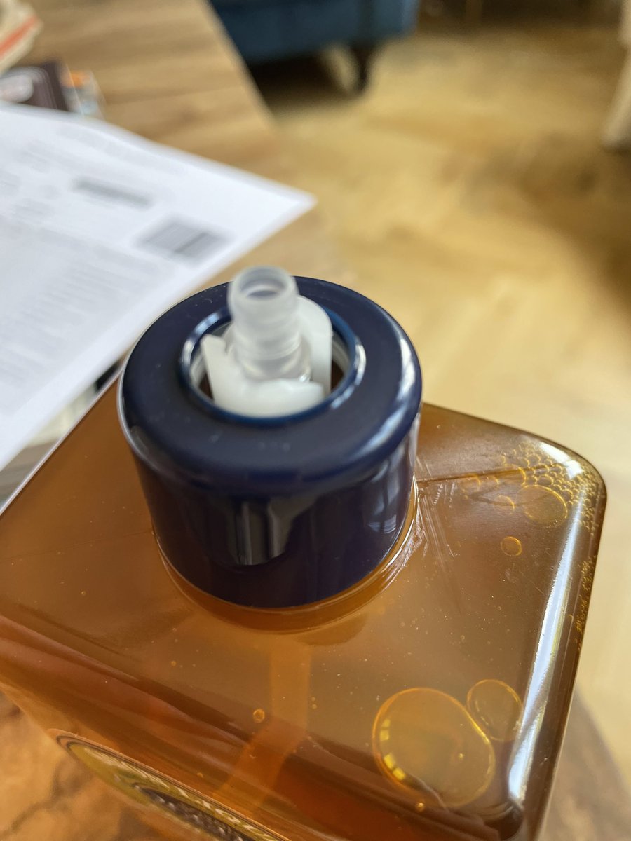 Brockleydash's tweet photo. @johnlewishelp @JohnLewisRetail is this @LOCCITANE_UK handsoap supposed to arrive with the top separate? It looks broken but just had it delivered today from you. It’s not a refill. Can you #help please. Thanks! 🙏 https://t.co/fmNqFcDMYA