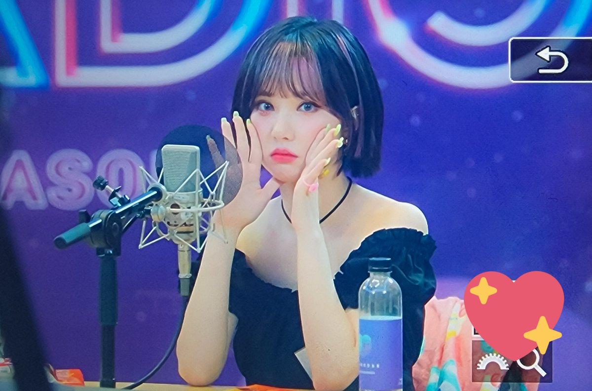 lovable_cream's tweet photo. 220707 💜🖤💙 #은하 #EUNHA #비비지 #VIVIZ https://t.co/nJLDo9nRKZ