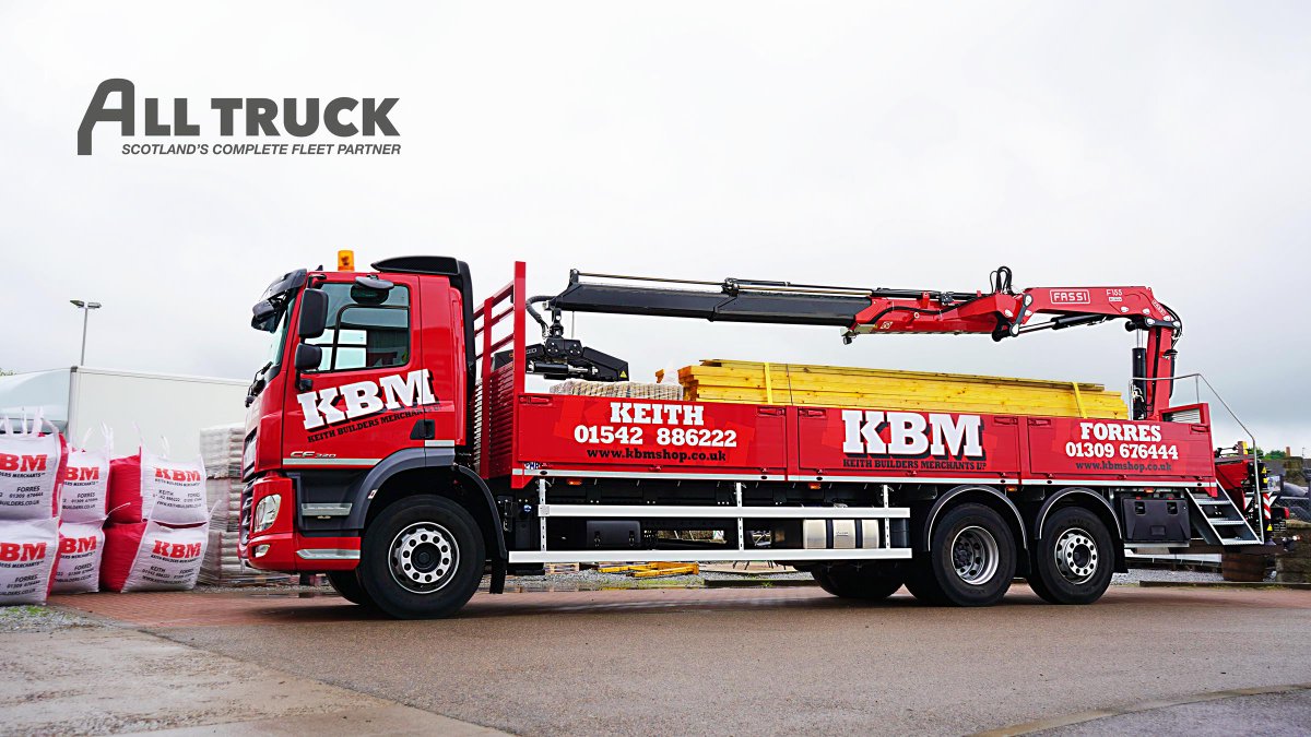 #ThrowbackThursday to this time last year and a handover for Keith Builders Merchants and their new DAF CF320 fitted with a FASSI UK Ltd F155A.2.22 e-dynamic. 

#fleet #fassi #cranemounted #crane #hiab #buildersmerchants #buildermerchant #ThrowbackThursday #ThursdayThoughts
