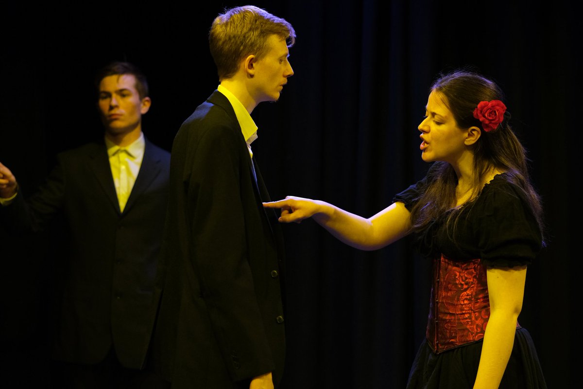 Pear_Production's tweet photo. We're really excited to bring The Murder Club to the fringe in just a month now!
Book your tickets now! Its sure to be a lark😉
https://t.co/MdZhs2nfOb
Check out our co-producers too! - @CompanyStepping
#Edinburgh #FringeFest #EdinburghFringe #PearProductions #Theatre https://t.co/sjV5pMNHoC