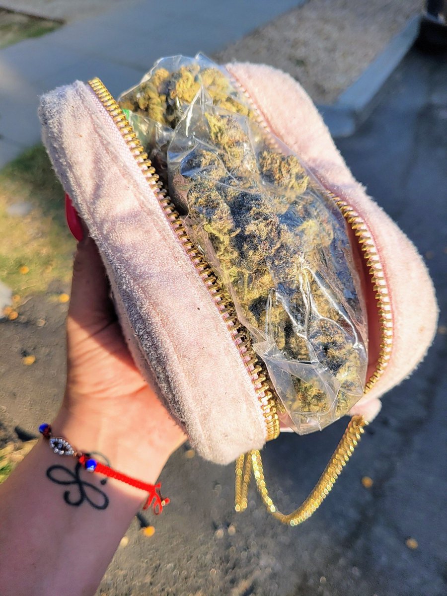 Quand on le dit « surtout ne prends que le nécessaire ! »