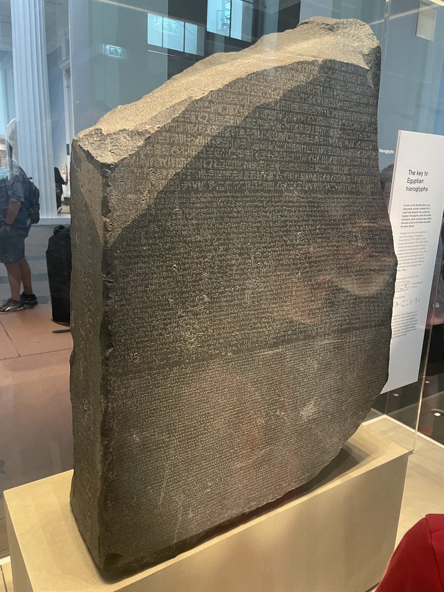 幸野 志有人 S Tweet ロゼッタストーンみれた 大英博物館でかすぎて迷子になる Trendsmap