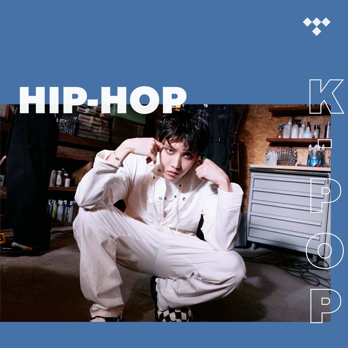 TIDAL's tweet photo. #MORE is just getting started with of all the 🔥🔥 Hobi is about to unleash with #JackInTheBox.

Check out @BTS_twt's J-Hope 🐿 on the cover of Hip-Hop x K-Pop on TIDAL.

https://t.co/TIjNpagIQ8 https://t.co/L90IvD16Mv