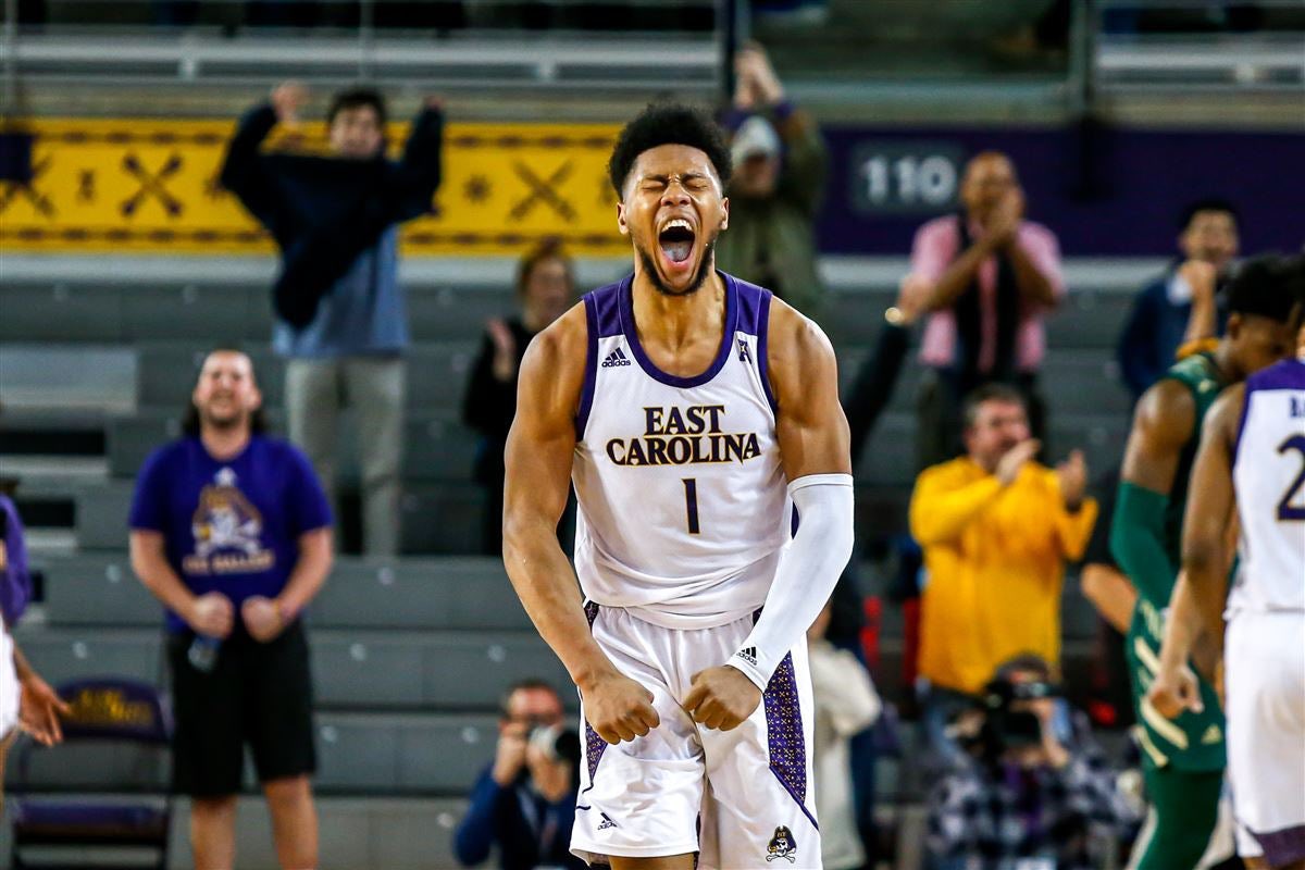 erichards23_'s tweet photo. Blessed to receive an offer from East Carolina University #AGTG #GoPirates https://t.co/9Os9AgltYf