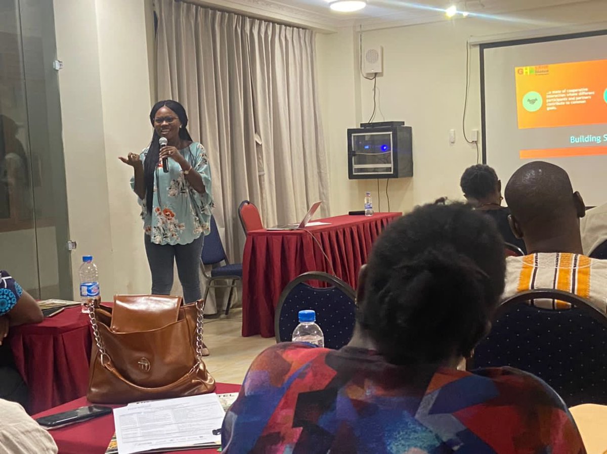 TheGHAlliance's tweet photo. “Synergy building is an important tool in achieving greater exploit” said @DManortey  (ES) at the launch of the Youth Initiative Small Grant (YISG) awards. @PowerToYouthGh awards 10 youth groups grants to address #teenagepregnancy and end #SGBV in their communities https://t.co/BK0HWlcldx