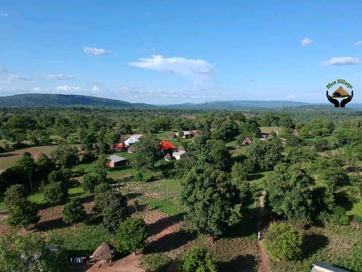 AnadiGuinee55's tweet photo. #Koubia
Ici c'est le village de #Lafou sous-préfecture #Matakaou dans la préfecture de Koubia, Région de Labé pays #Guinée .
Découverte du jour
#guinee #conakry #citoyen224 #team224 https://t.co/Kj2Zu93ODn