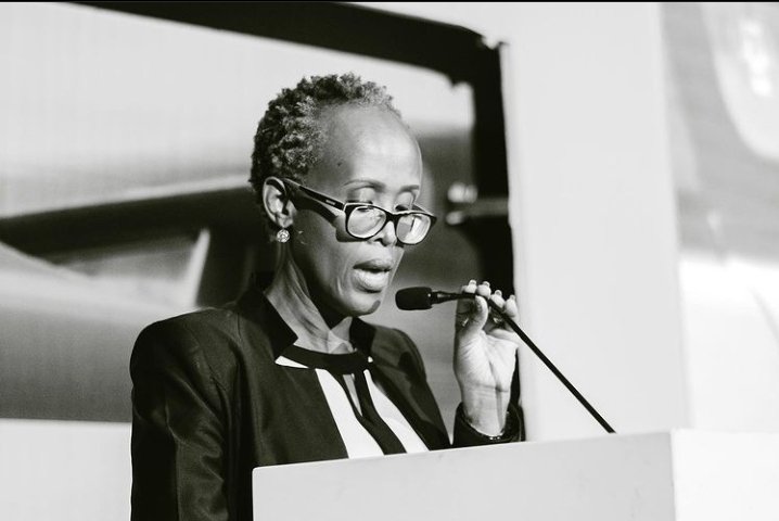 RegIsheja's tweet photo. Quite the pioneering event to MC last night, as @RUBiSEnergyRw launched the #UltraTec Advanced Fuel Technology in #Rwanda, an additivized fuel that increases power and fuel economy at no extra cost.
📸 : @visualcolour
#TheXtraXperience #FuelWithRubis #TransMeet #RwOT https://t.co/DgUooI1U20