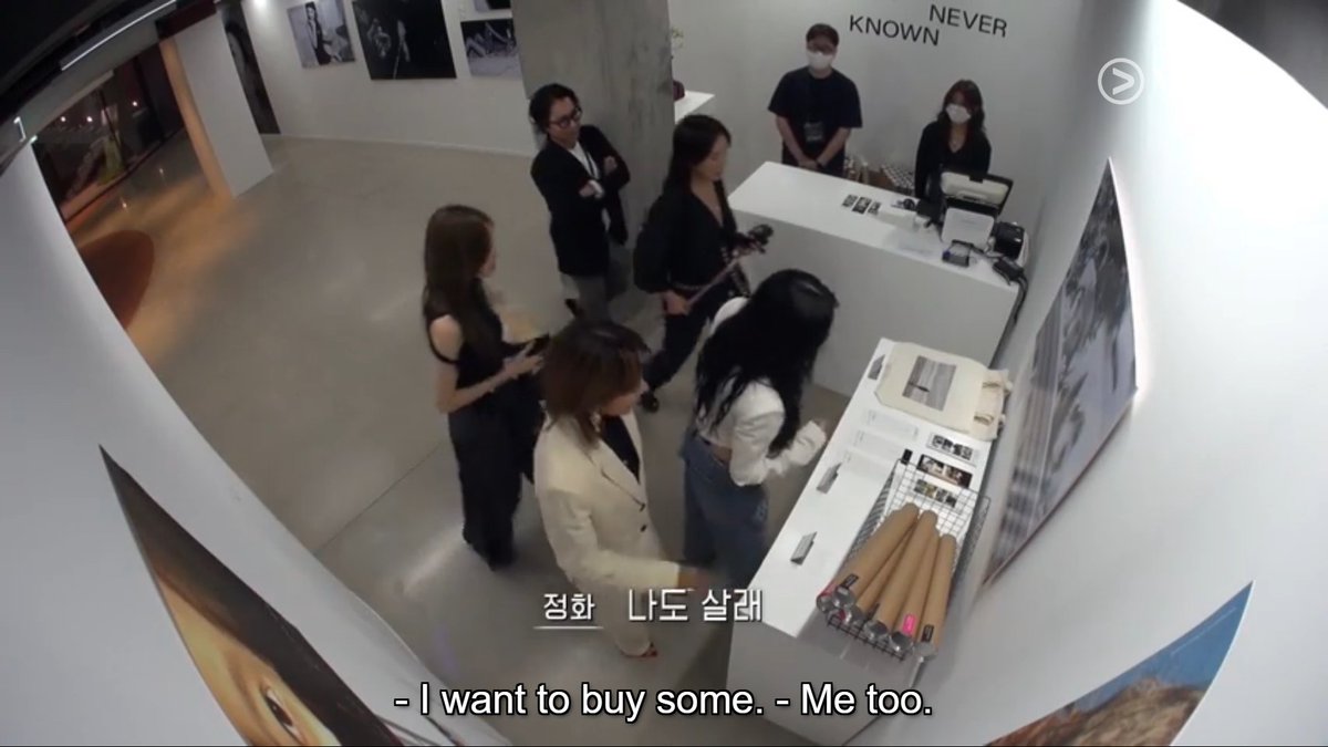 KCDramaWings's tweet photo. The way they ran to the merch area 🤣
Some celebrities are fan girls too, except they have more cash to spend
#SeoulCheckIn #LeeHyori https://t.co/sQz19Wdi7N